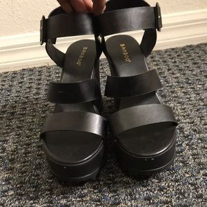 Bamboo Three Strap Wedges